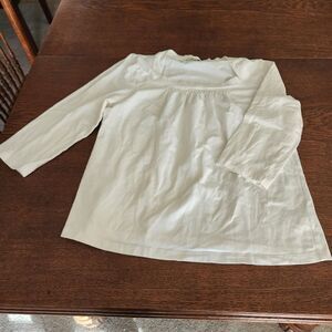 3/4 sleeve white top